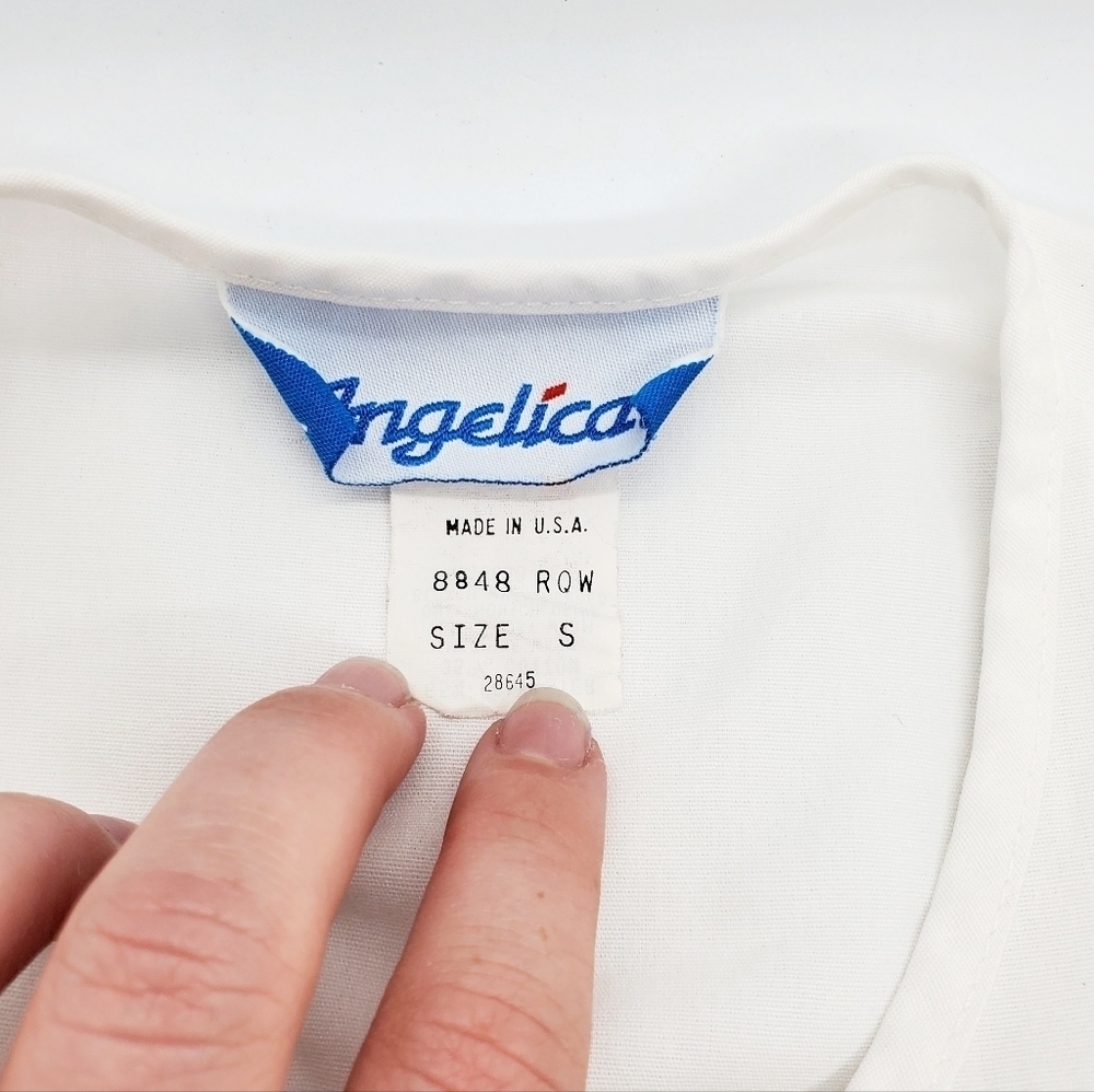 Angelica white long sleeve scrub top - Picture 5 of 6